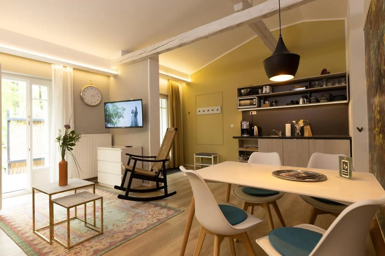 Little Suite Apartments Dresden 0*,