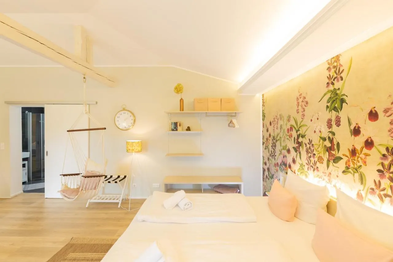 Little Suite Apartments Dresden Germany